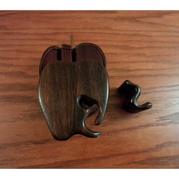 Richard Rothbard Wood Box Apple Worm Secret Compartment Trinket  Jewelry Signed - Picture 4 of 11